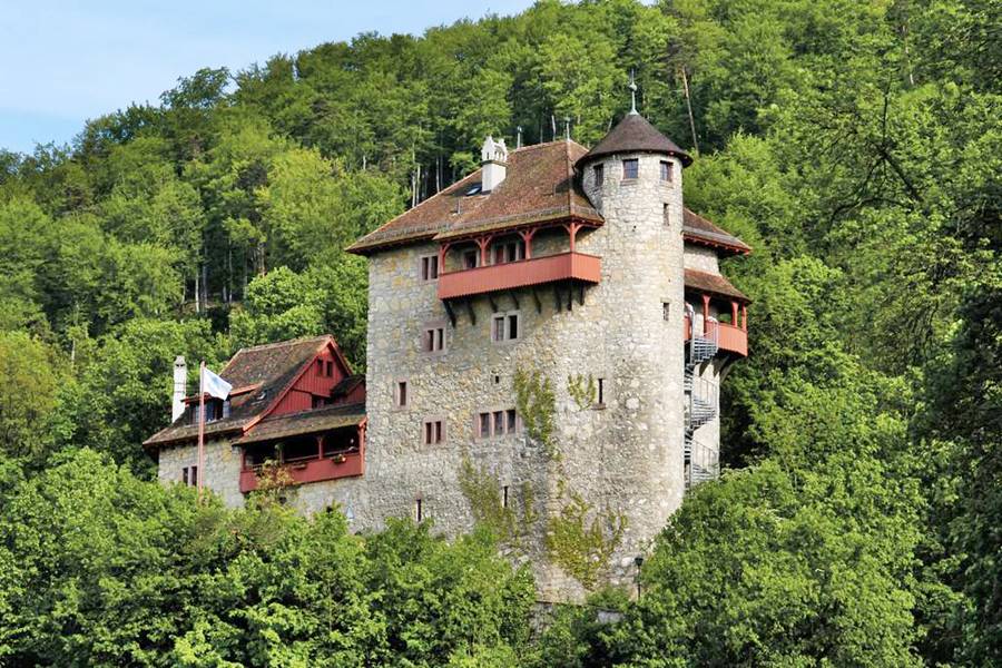 Historic Hostel in a Swiss castle